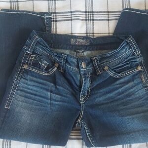 SILVER Suki Flap Capri #0373